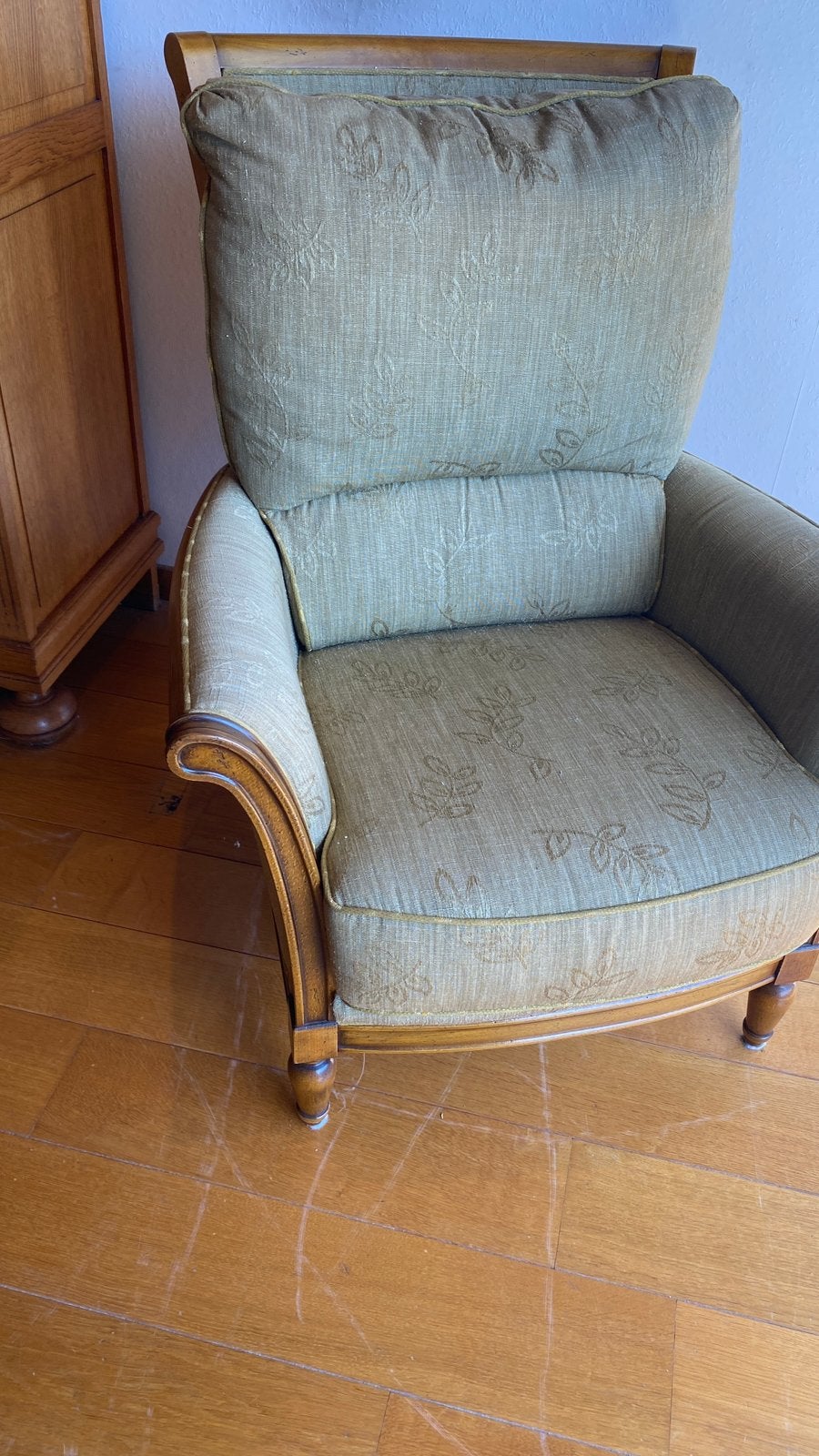 Jean Roche klassieke fauteuil, Enlèvement