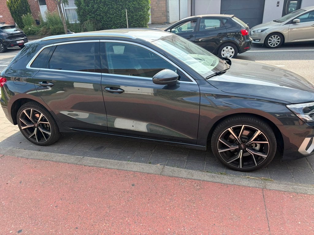 Audi A3 40 TFSI, Argent ou Gris, Achat, Electronic Stability Program (ESP), Euro 6