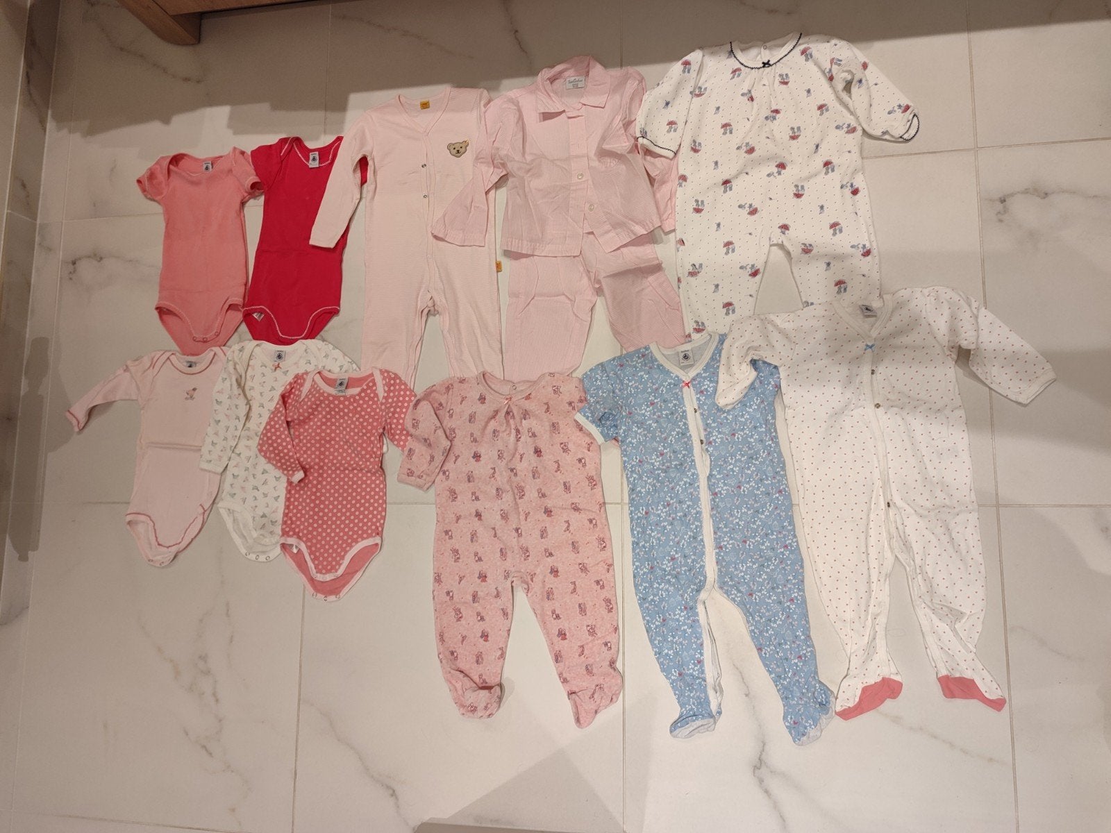 Meisjeskledij vooral body's/pyjama's Petit bateau maat 81-92, Kinderen en Baby's, Ophalen