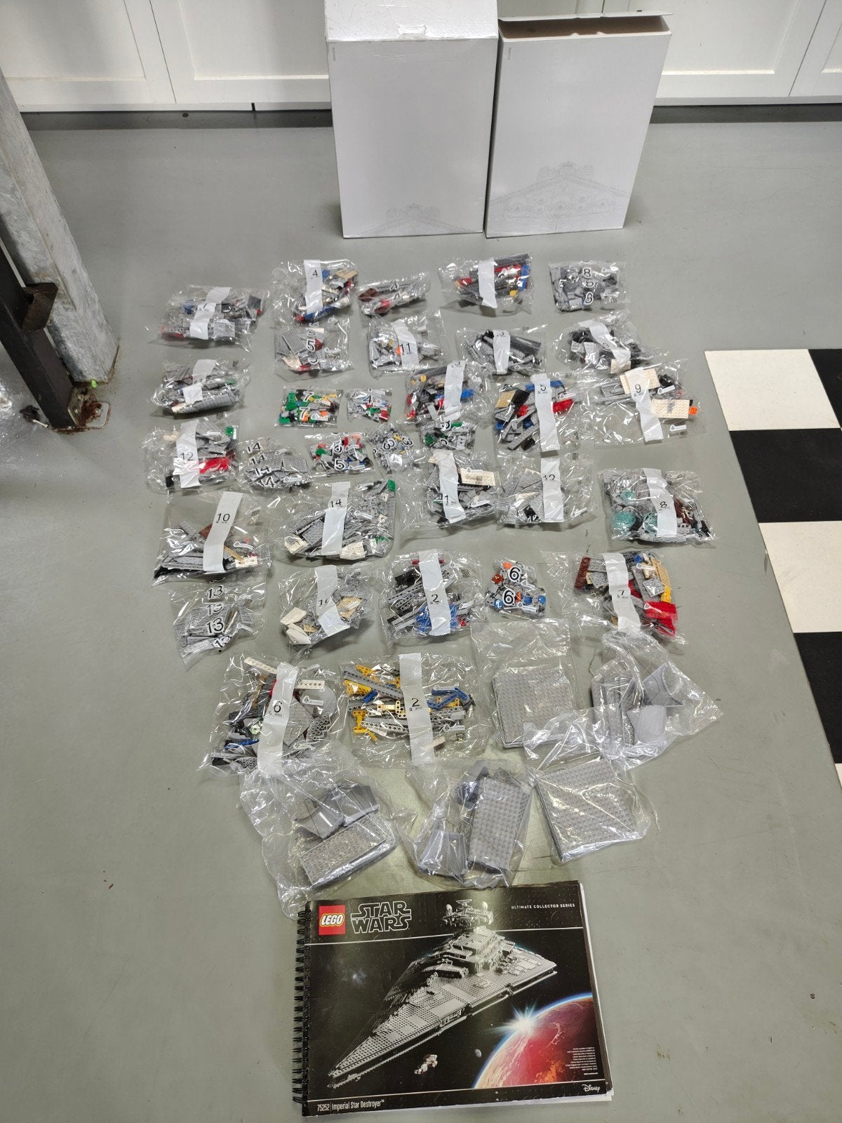 Lego 75252 Imperial star destroyer, Kinderen en Baby's, Speelgoed | Duplo en Lego, Ophalen of Verzenden, Compleet, Lego