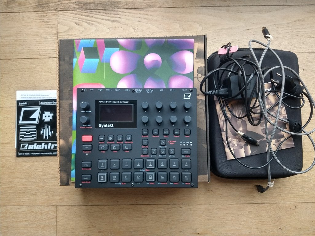 Elektron Syntakt en parfait état, Enlèvement ou Envoi, Comme neuf, Avec valise ou flightcase