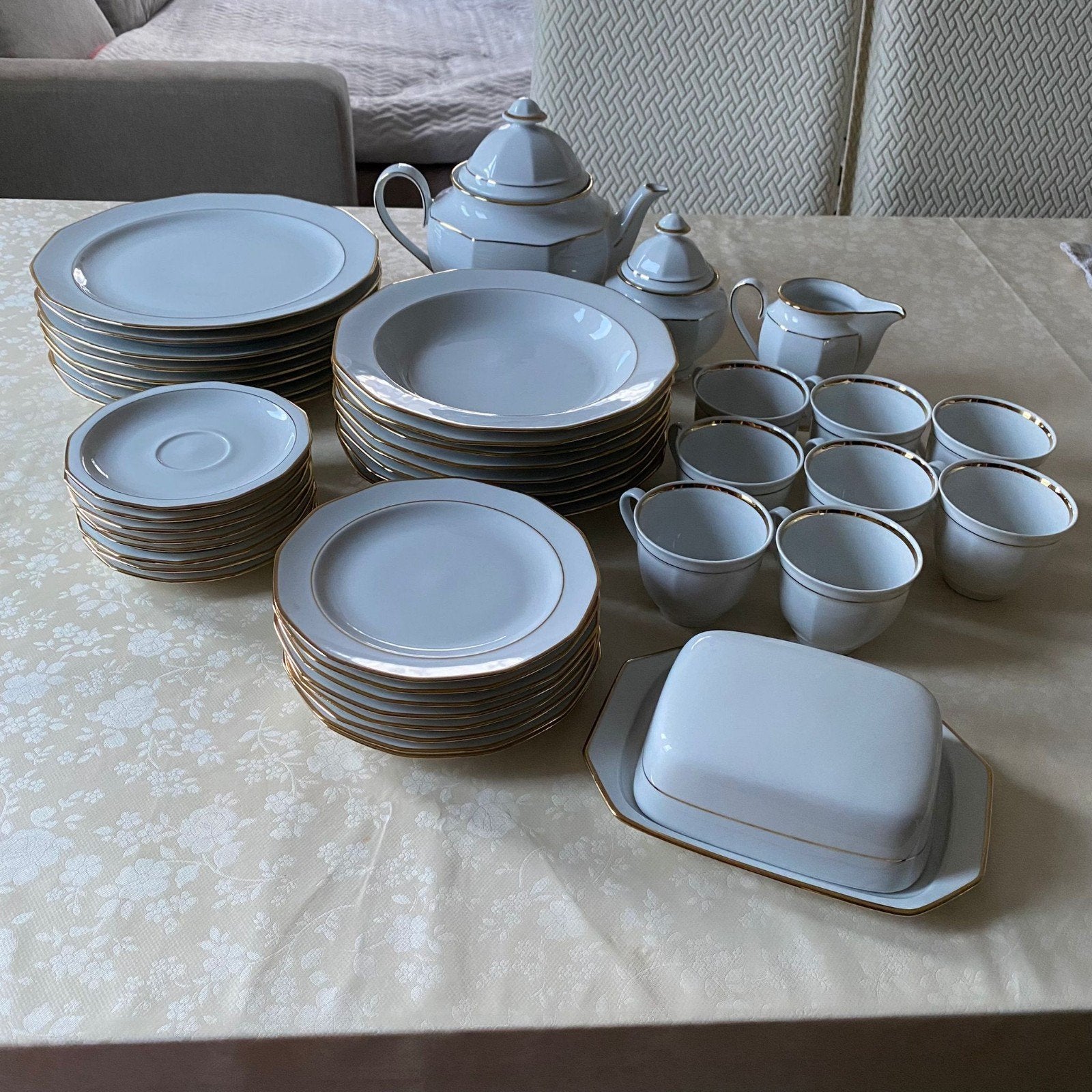 Thee en coffie servies 8 personen, Ophalen