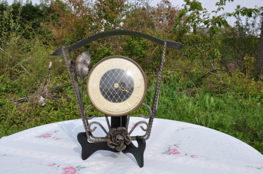 horloge en fer forgé mercedes, Enlèvement ou Envoi