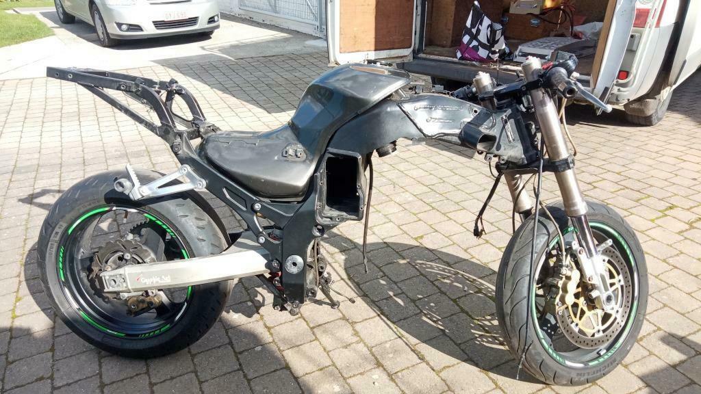 Ninja ZX12R bwj 2000, frame en tank met papieren te koop, Ophalen of Verzenden, Gebruikt