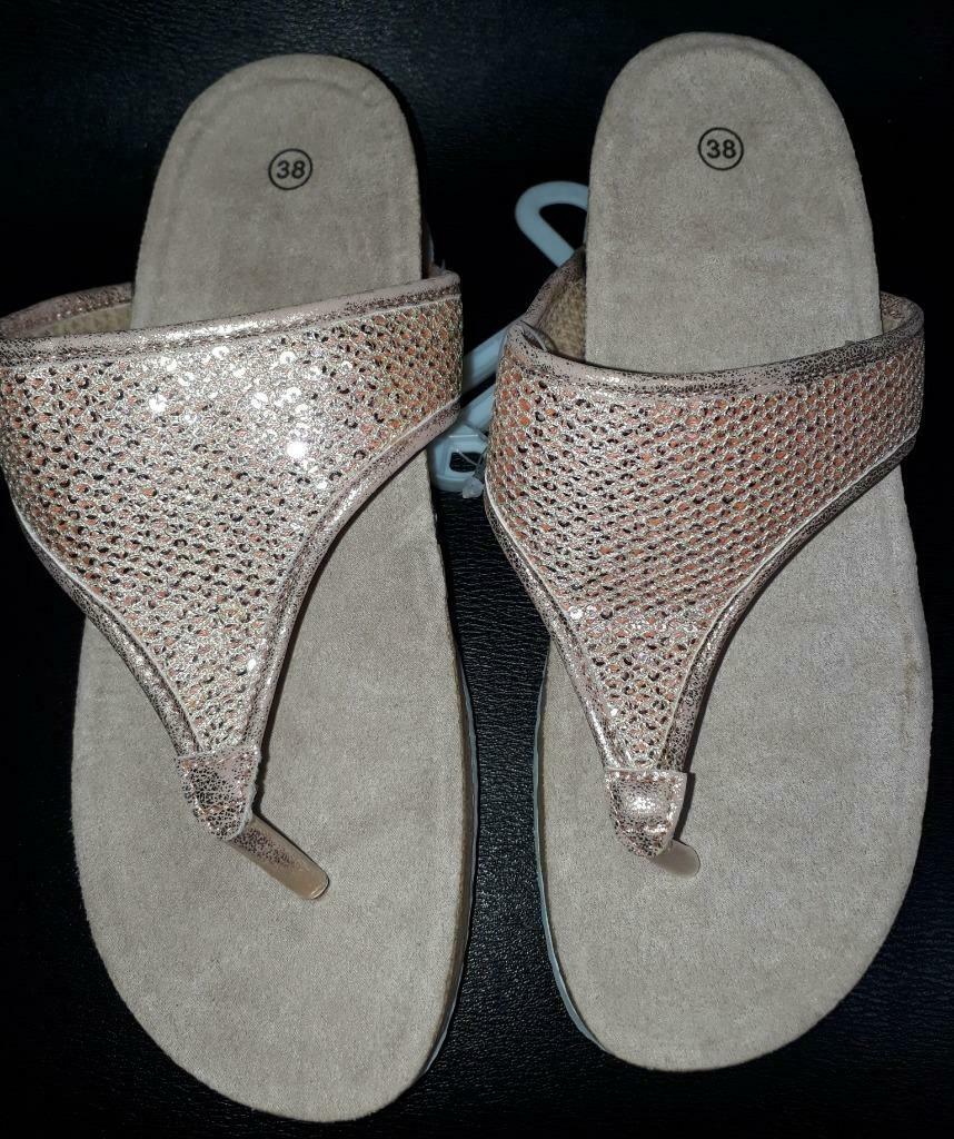 Sandales dorées., Neuf, Enlèvement ou Envoi, Autres couleurs, Sandales de bain