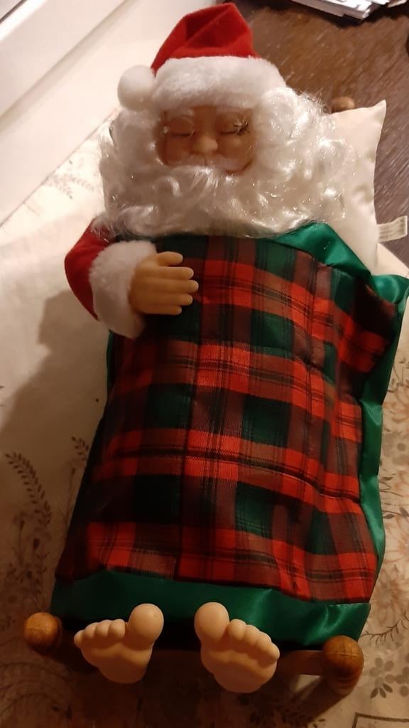 Père Noël endormi, Enlèvement, Neuf
