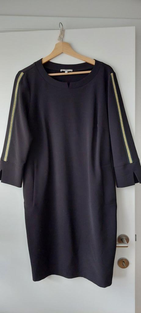 Damesjurk Ameline te koop, Kleding | Dames, Maat 38/40 (M), Zwart, Ophalen of Verzenden, Knielengte