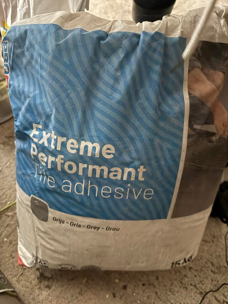 Tilestone proflex extra grey, Ophalen, Zo goed als nieuw