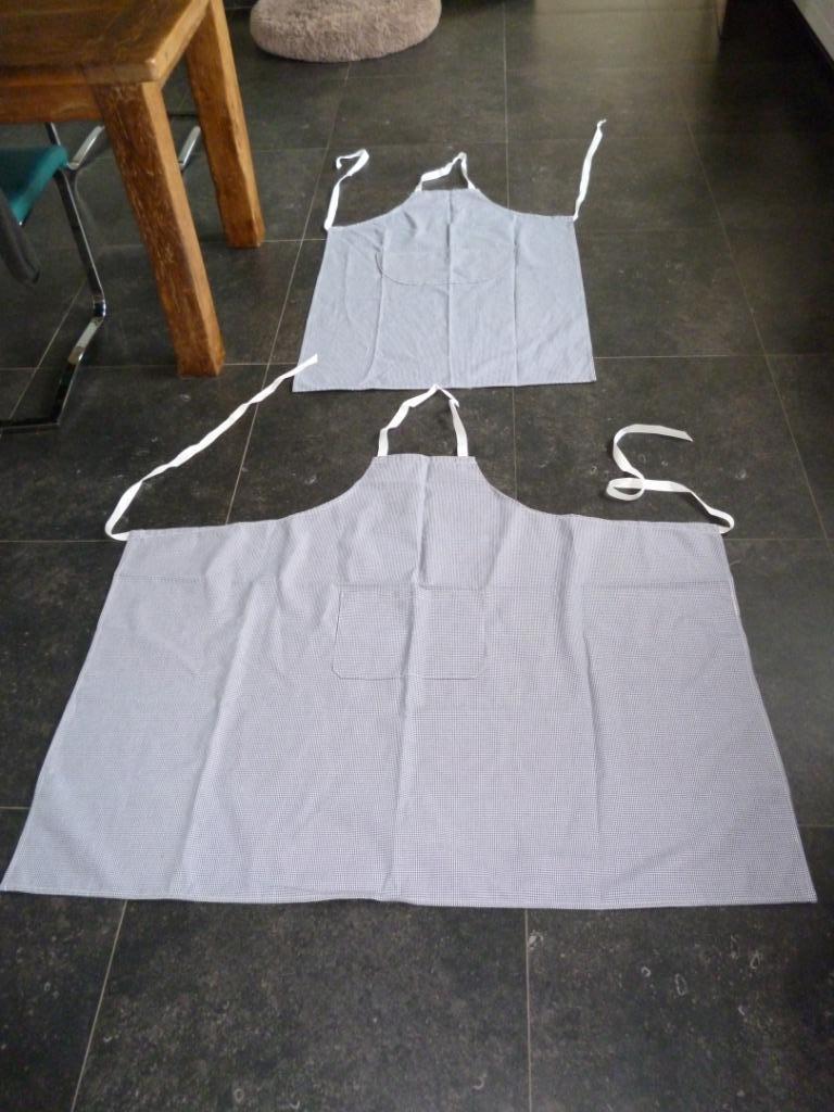 2 tabliers de cuisine tissu traiteur carreaux bleu/blanc, Enlèvement, Bleu, Tablier