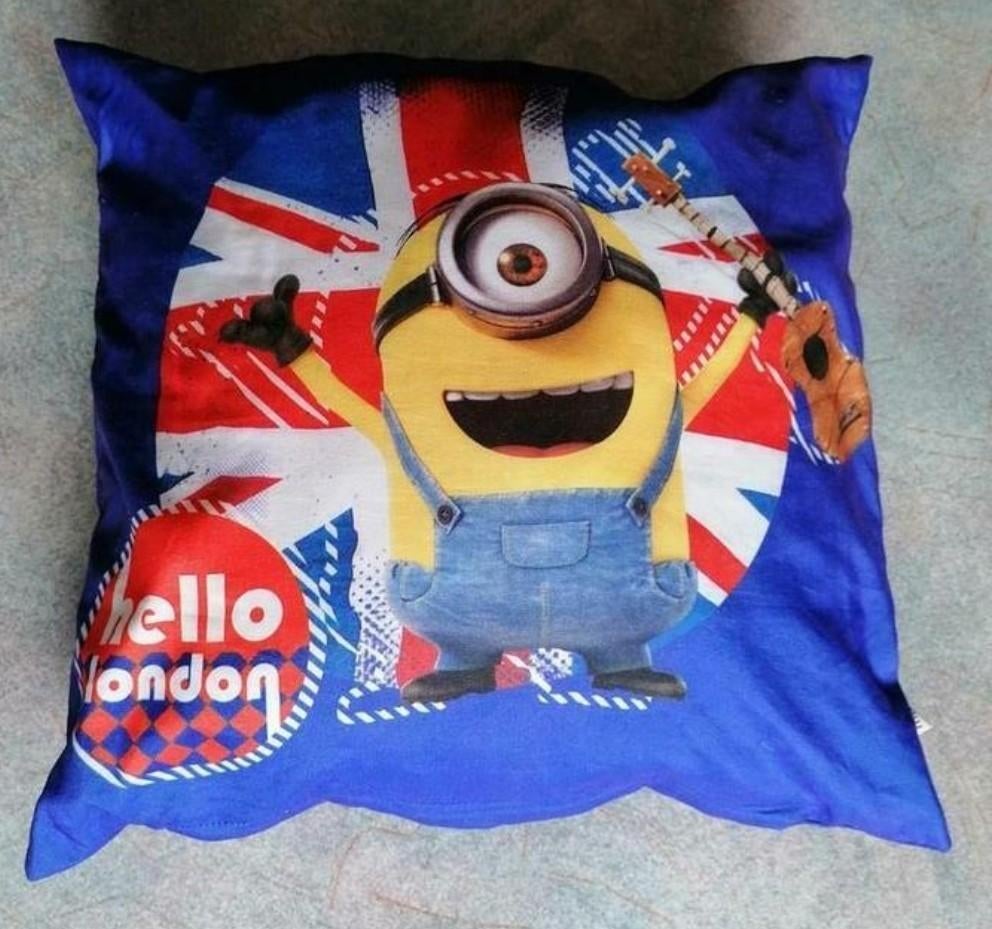 Minions Hello London Kussen, Ophalen of Verzenden, Gebruikt, Kussen