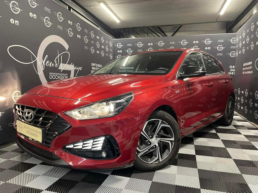 HYUNDAI I30, Autos, Hyundai, Rouge, USB, Achat, 998 cm³