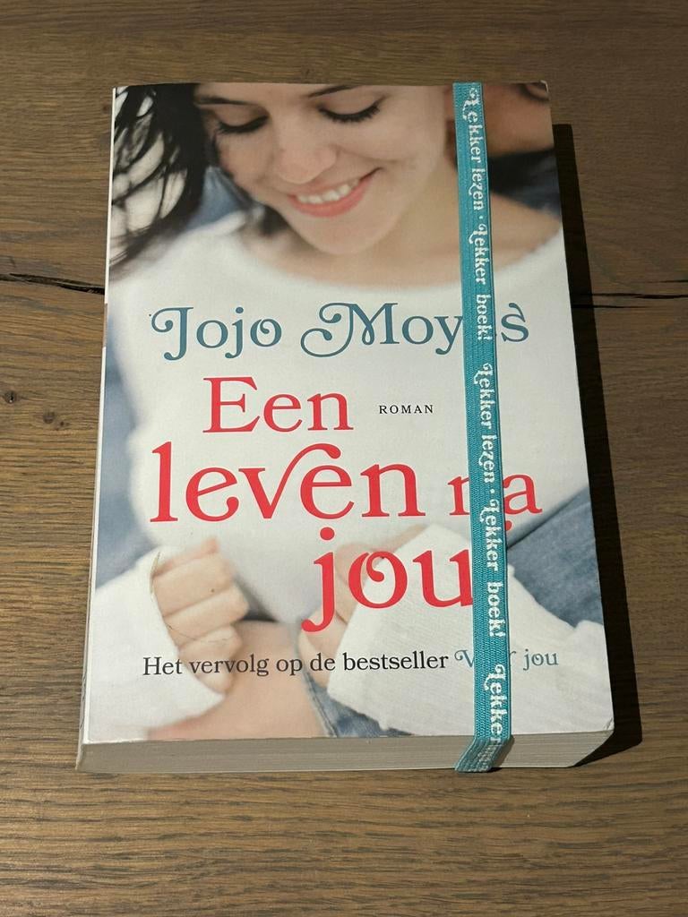 Een leven na jou - Jojo Moyes, Boeken, Ophalen of Verzenden, Zo goed als nieuw, Jojo Moyes
