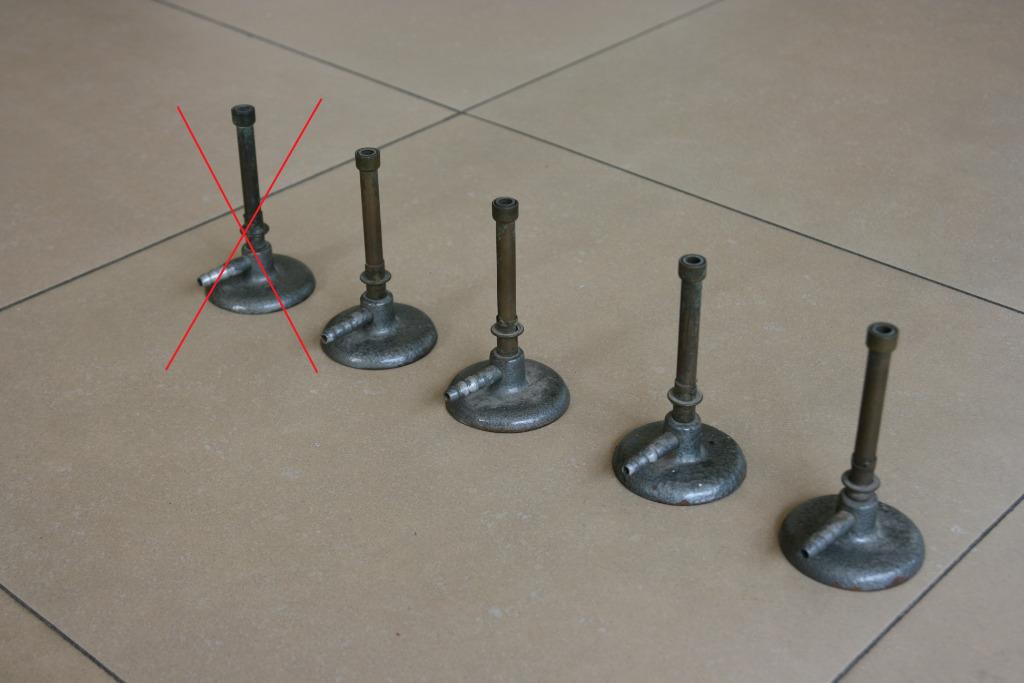 4 laboratorium bunsenbranders voor aardgas, Hobby en Vrije tijd, Overige Hobby en Vrije tijd, Gebruikt, Ophalen of Verzenden