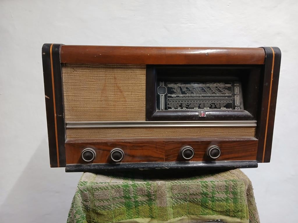 Radio Antiek, Antiek en Kunst, Ophalen
