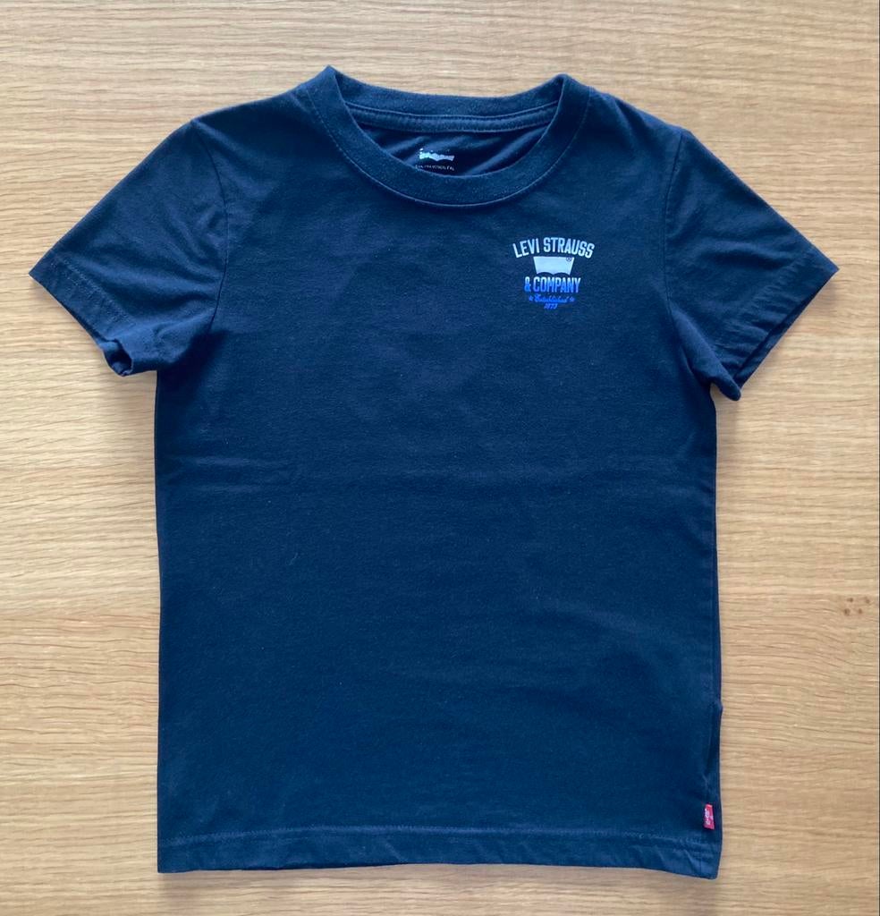 T-shirt noir avec impression au dos - 8 ans - 7,50€