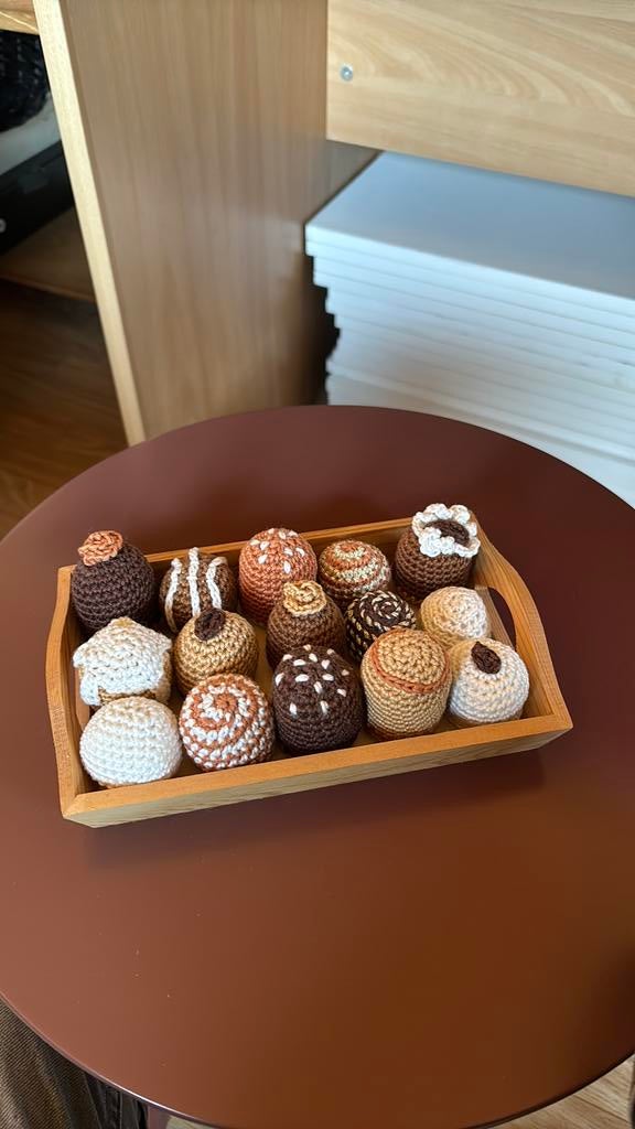 Schaaltje met gehaakte pralines, Enlèvement ou Envoi