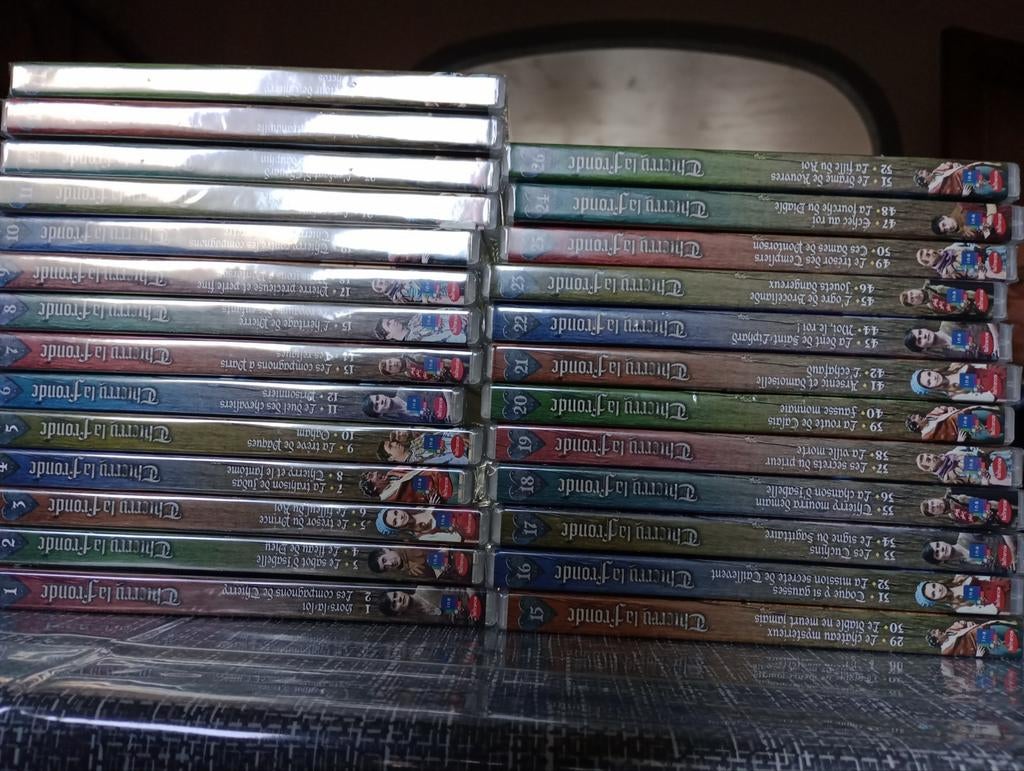 Lot de DVD Thierry La Fronde, Cd's en Dvd's, Nieuw in verpakking