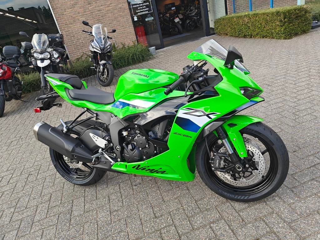 Kawasaki Ninja ZX6-R model 2026 uit voorraad, Traction Control, 4 cilinders, Motorrijbewijs A, Bedrijf