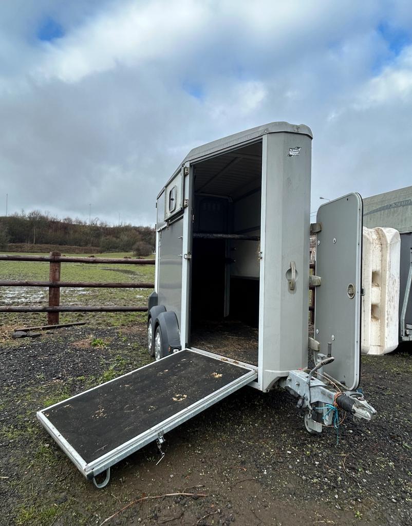 Van a louer liege, Enlèvement, Neuf, Aluminium, Remorque 1½ cheval