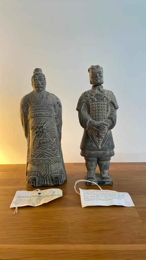 2 beelden : keizer en Generaal  van Qin Shihuang, Enlèvement, Comme neuf