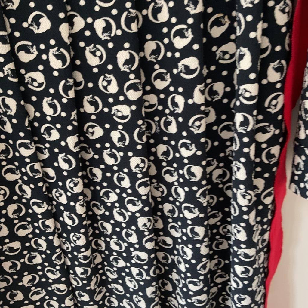 Kleedje, Taille 38/40 (M), Enlèvement ou Envoi, Essentiel, Comme neuf