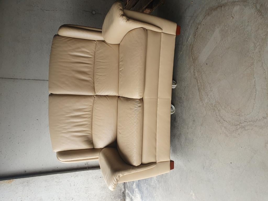 Beige lederen 2-zit.Gratis., Ophalen