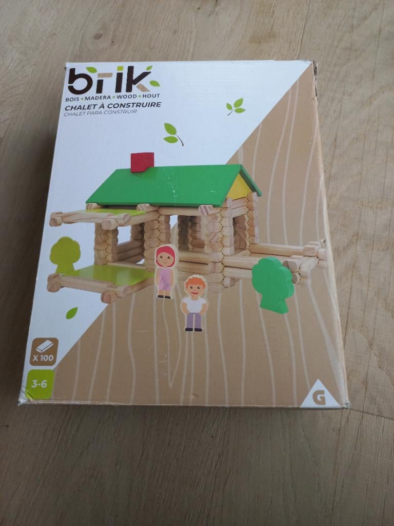 Cabane en rondins de bois en brique, Enlèvement, Comme neuf, Autres types