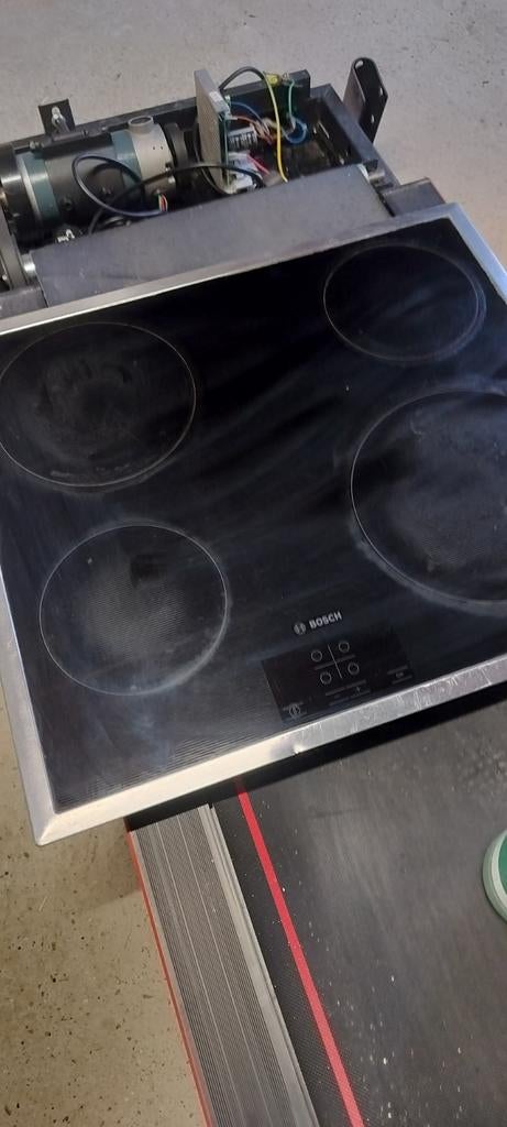 Elektrische kookplaat BOSCH, Ophalen