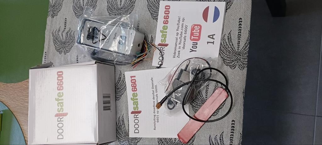 Draadloze deurbel met camera op je gsm, Ophalen, Nieuw