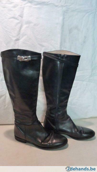 Zwart lederen laarzen., Enlèvement, Porté, Bottes hautes