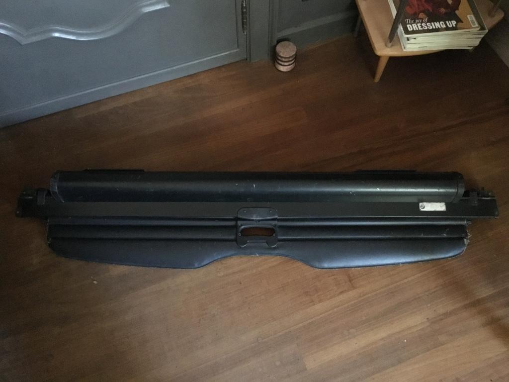 Cache-coffre avec filet pour chien BMW E39 Touring (break), Autos : Pièces & Accessoires, Habitacle & Garnissage, BMW, Utilisé