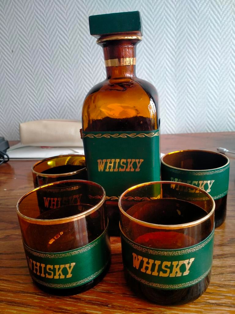 Whisky set, Ophalen