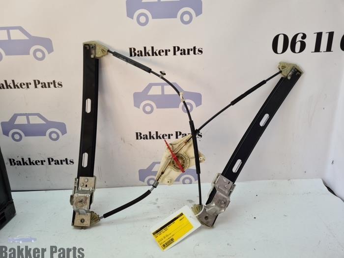 Ruitmechaniek 4Deurs rechts-voor van een Seat Leon, Gebruikt, -, -, -