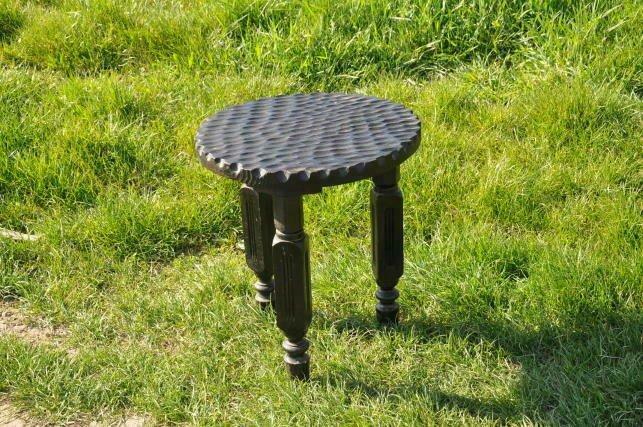 § table africaine ronde en bois noirci, Enlèvement