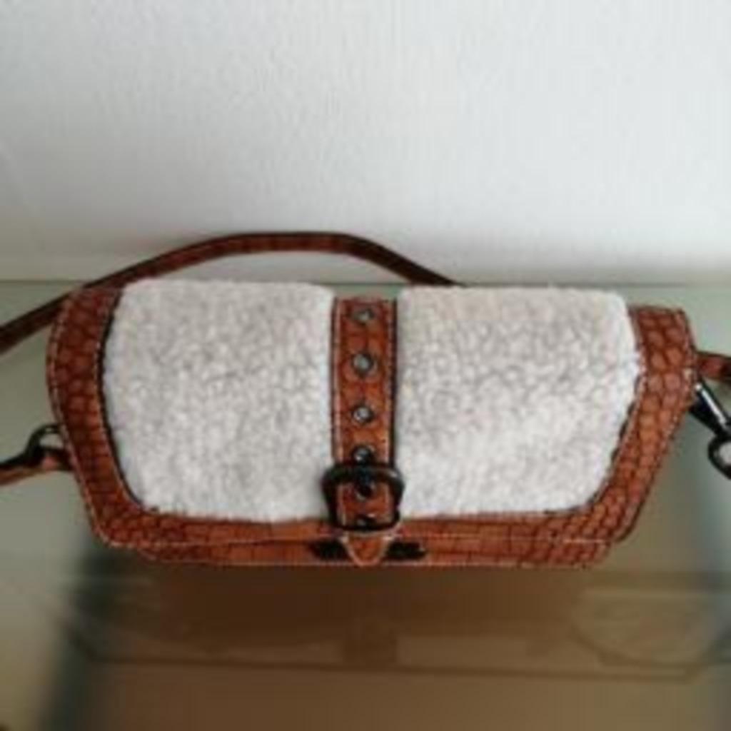 SCHOUDERTAS, Handtassen en Accessoires, Ophalen, Zo goed als nieuw, Bruin, Schoudertasje