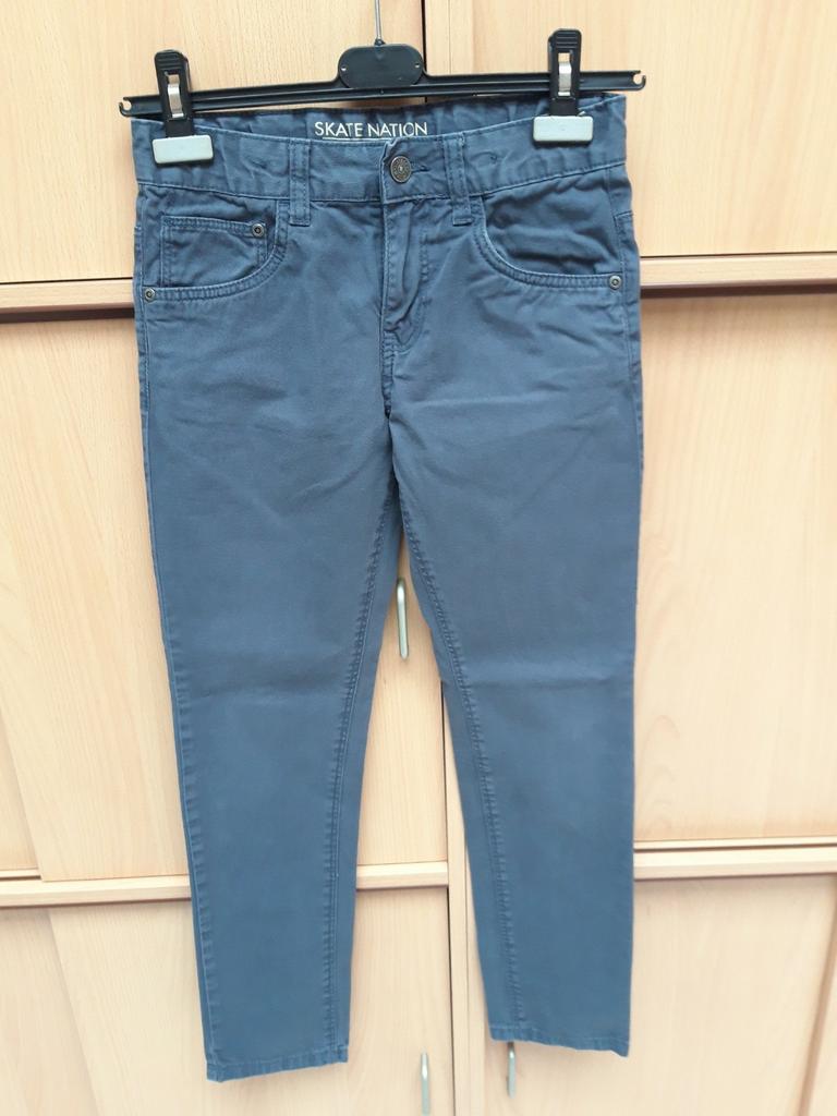 Grijze katoenen broek 146/11j jongen C&A Skate Nation, Broek, C&A, Ophalen of Verzenden, Zo goed als nieuw
