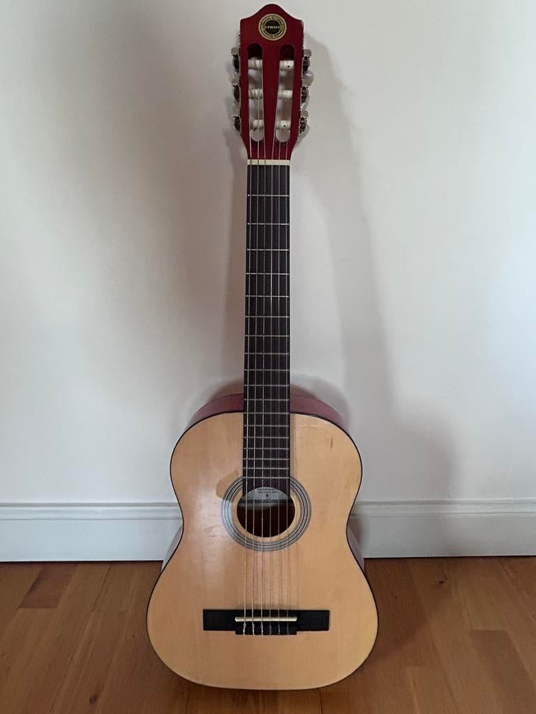 Kinder gitaar 3/4 + hoes + voetsteun – beginners, Ophalen, Gebruikt, Klassieke of Spaanse gitaar, Met koffer