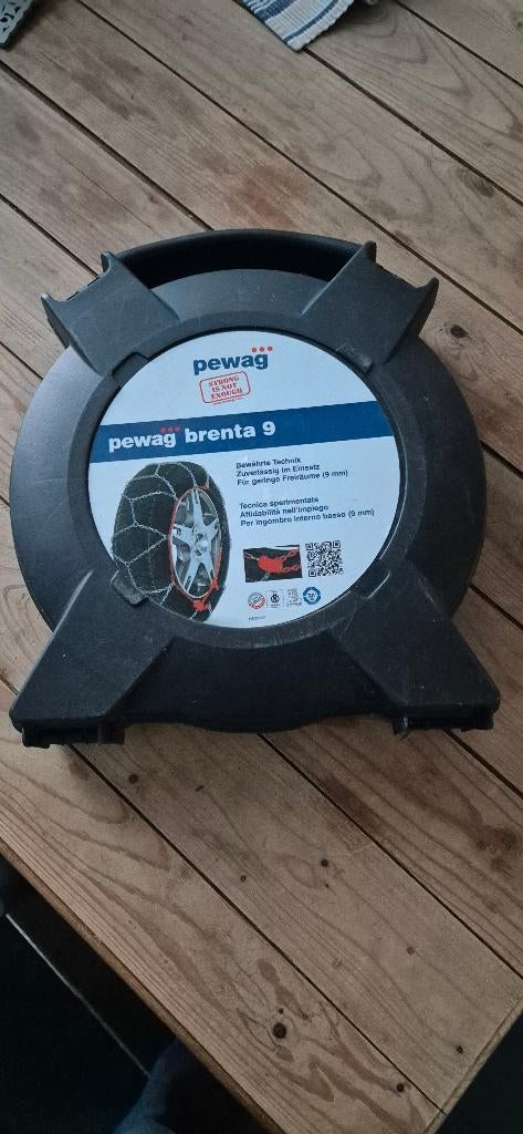 Pewag 9 sneeuwkettingen, Ophalen, Zo goed als nieuw