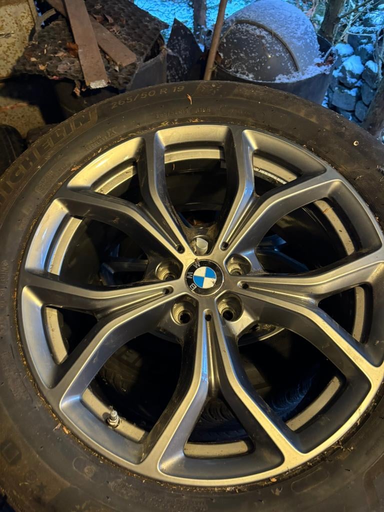 Originele winterwielen type 735 BMW X5 (G05) of X6 (g06), Gebruikt, 265 mm, Banden en Velgen, Winterbanden