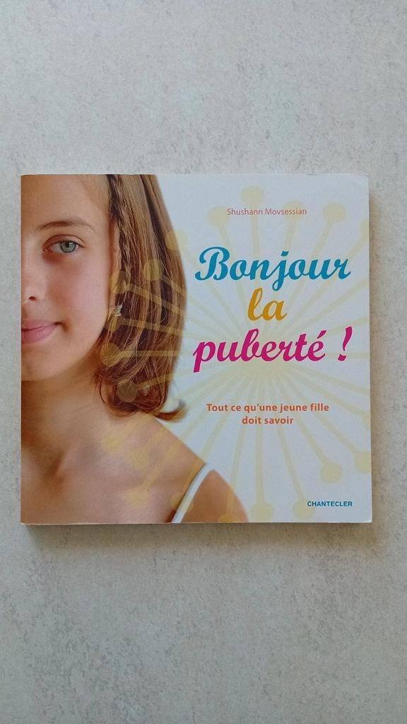 Boek „Hello Puberty!” Nieuwstaat, Ophalen of Verzenden, Nieuw, Shushann Movsessian, Non-fictie