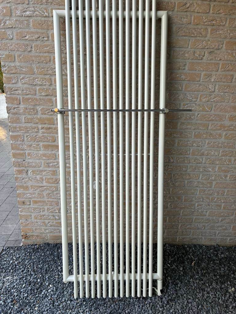 Elektrische Radiator zeer degelijk , met handdoek drager i, Ophalen, Gebruikt, Radiator, 60 tot 150 cm