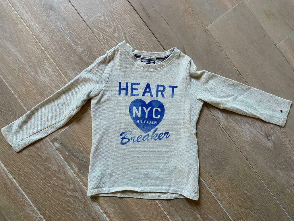 Pull van Tommy Hilfiger in nieuwstaat maat 104, Ophalen of Verzenden, Zo goed als nieuw, Jongen of Meisje, Trui of Vest