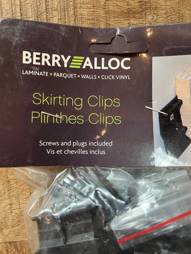 Berry Alloc plintenclips 5x30 stuks, Enlèvement, Comme neuf, Vis