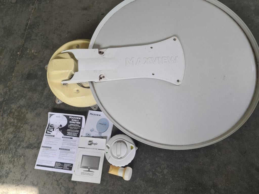 Schotelantenne, tv, Ophalen, Gebruikt
