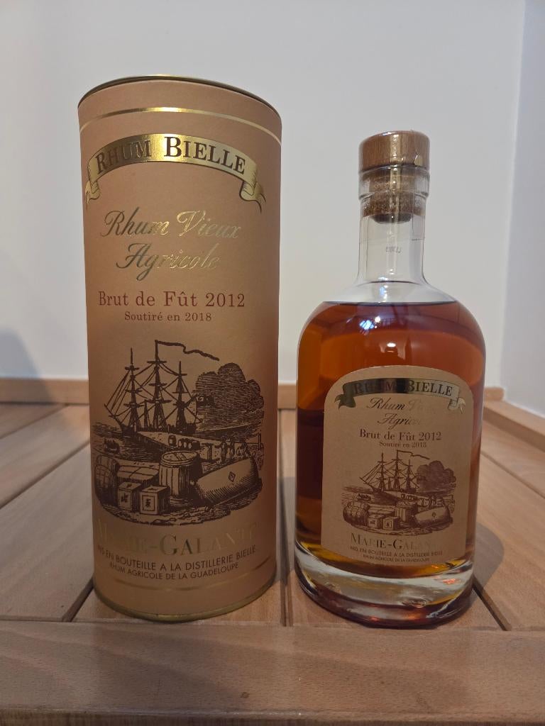 Bielle rum 2012 vatsterkte 54,6%, Ophalen of Verzenden