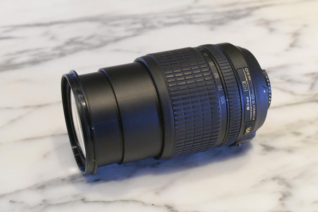 Nikon 18-105 mm/f 3,5-5,6 G ED VR avec pare-soleil HB-32, Enlèvement ou Envoi, 1980 à nos jours, Lentille ou Lentilles