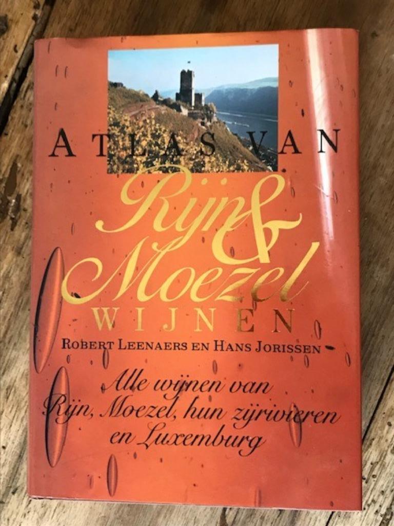 Livre "Atlas Van Rijn & Moezelwijnen", état neuf, Enlèvement ou Envoi, Neuf, Autres sujets/thèmes