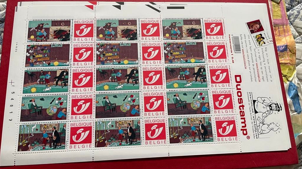 Planche de 15  timbres tintin, Timbres & Monnaies, Enlèvement ou Envoi