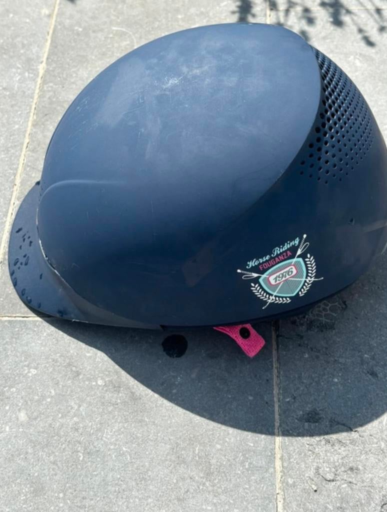 Tok/helm voor het paardrijden, Ophalen, Gebruikt