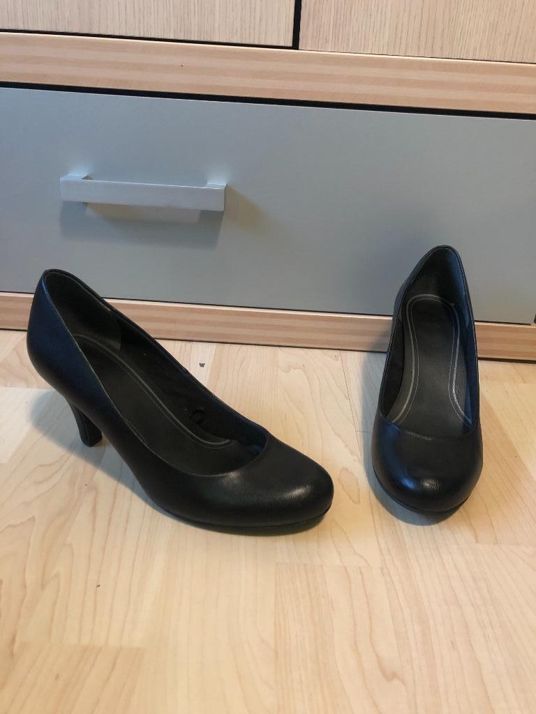Pumps zwart van Bristol, Kleding | Dames, Pumps, Zwart, Ophalen of Verzenden, Zo goed als nieuw